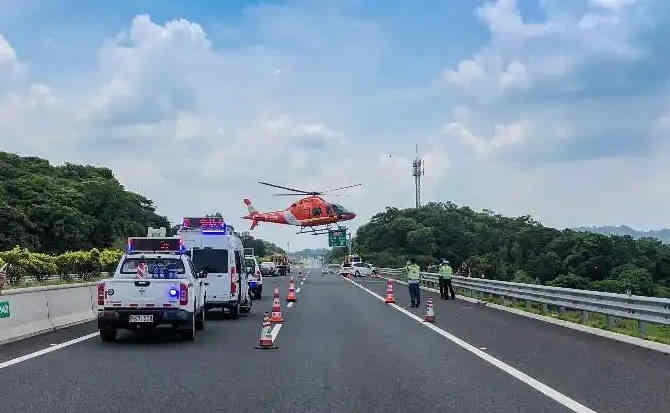 雁峰区高速公路汽车救援案例